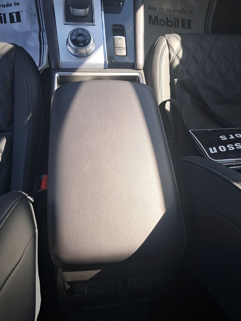 2026 Nissan Rogue Plug-In Hybrid Platinum Black at South Hills Kia