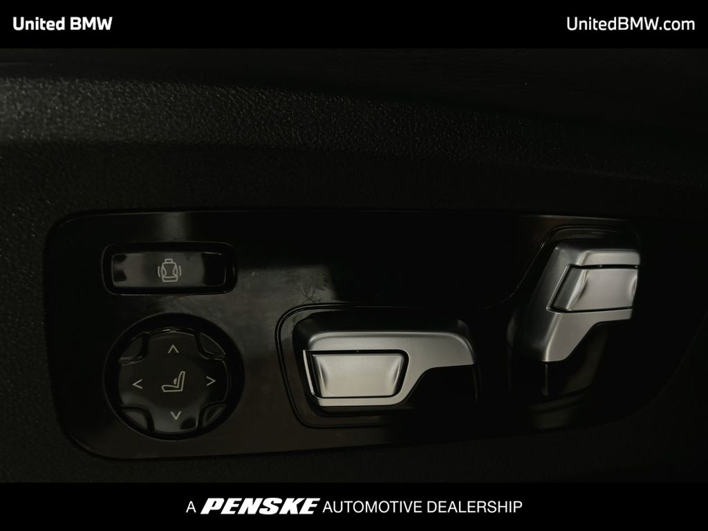 Thumbnail: 2021 BMW X5 - 12