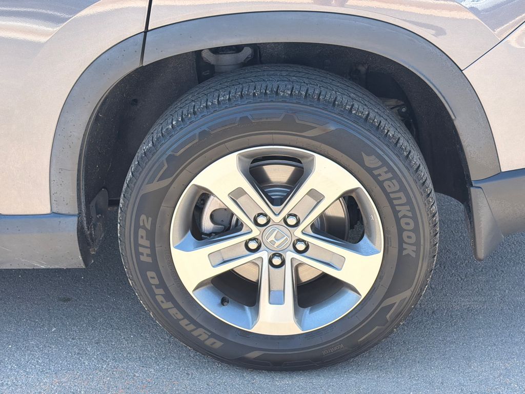 Used 2023 Gray Honda EX-L image 19