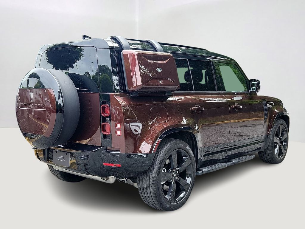 Thumbnail: 2025 Land Rover Defender - 3