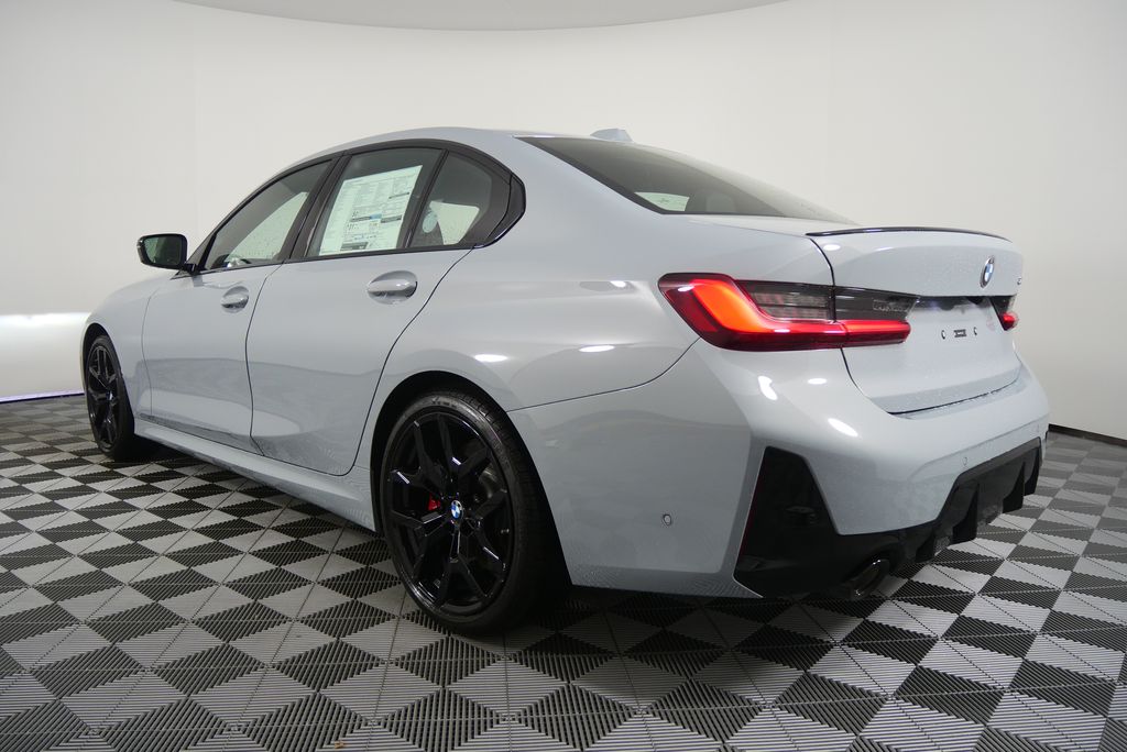 Thumbnail: 2026 BMW 3 Series - 5