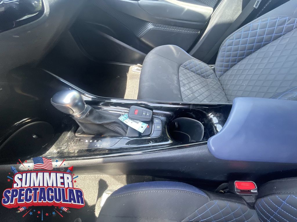 Used 2022 Toyota C-HR SUV