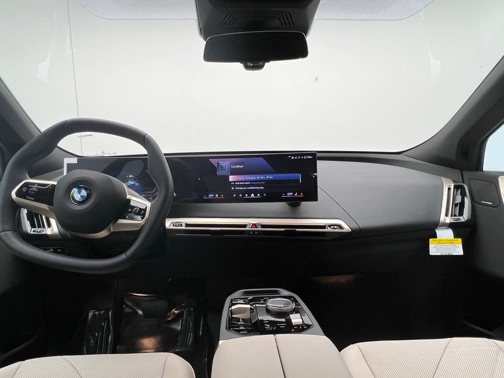 Thumbnail: 2026 BMW iX - 10