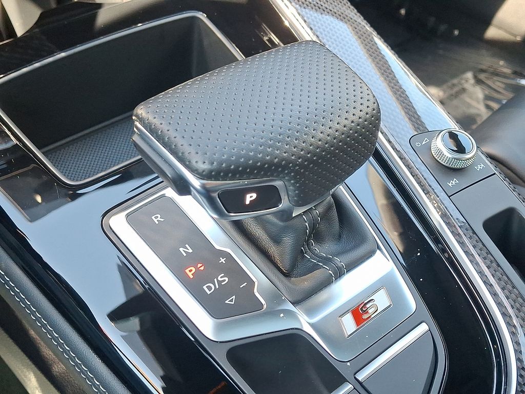 Thumbnail: 2023 Audi S4 - 15