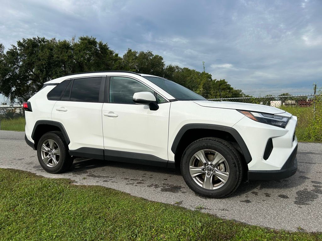 Thumbnail: 2022 Toyota RAV4 - 7