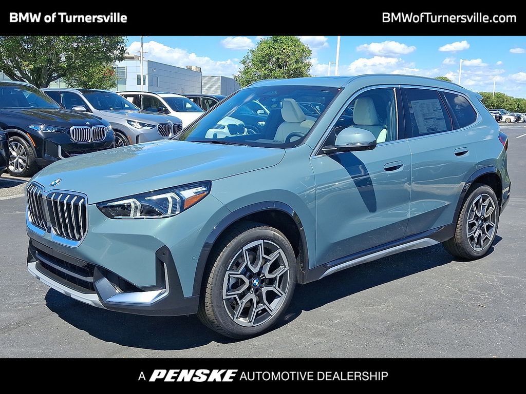 Thumbnail: 2026 BMW X1 - 1