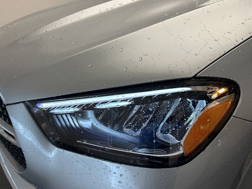 Thumbnail: 2026 Mercedes-Benz GLE - 9