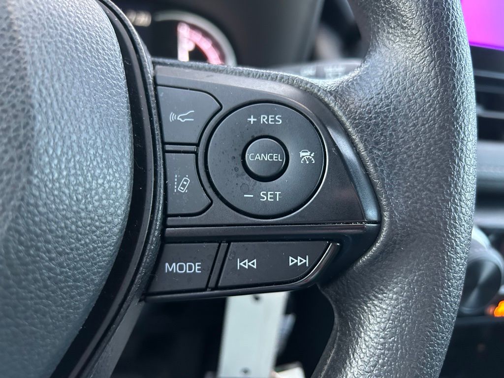 Thumbnail: 2024 Toyota RAV4 - 18