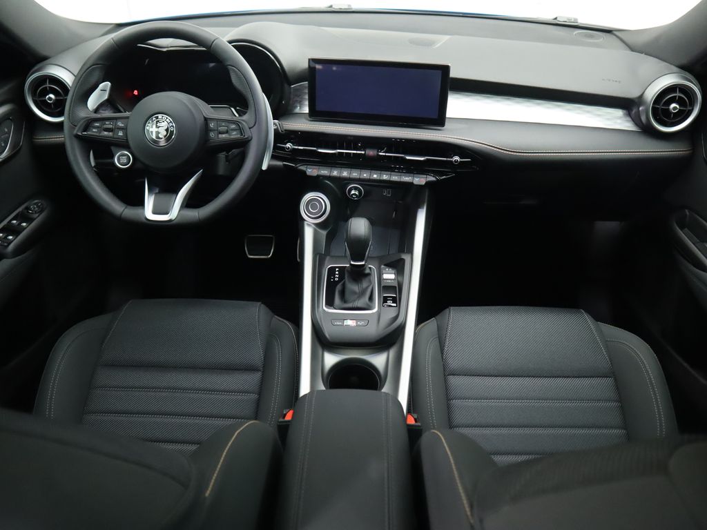 Thumbnail: 2024 Alfa Romeo Tonale - 16