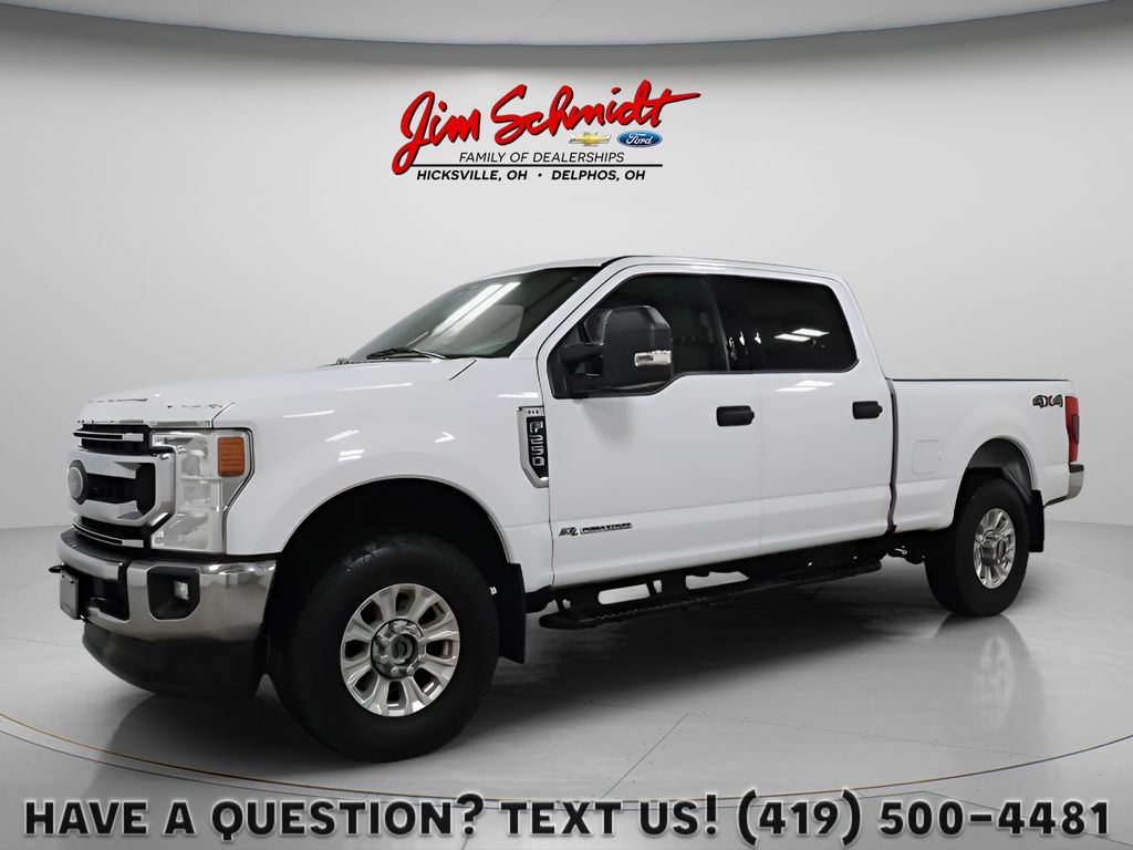 Oxford White 2021 Ford F-250 Super Duty XLT Crew Cab 4WD Pickup Truck Four-Wheel Drive Automatic
