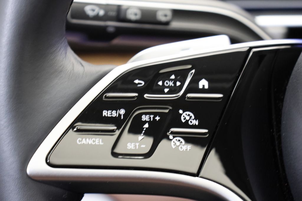 Thumbnail: 2026 Mercedes-Benz GLE - 22