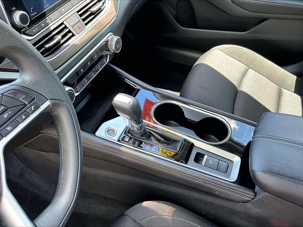 2023 Nissan Altima — photo 20