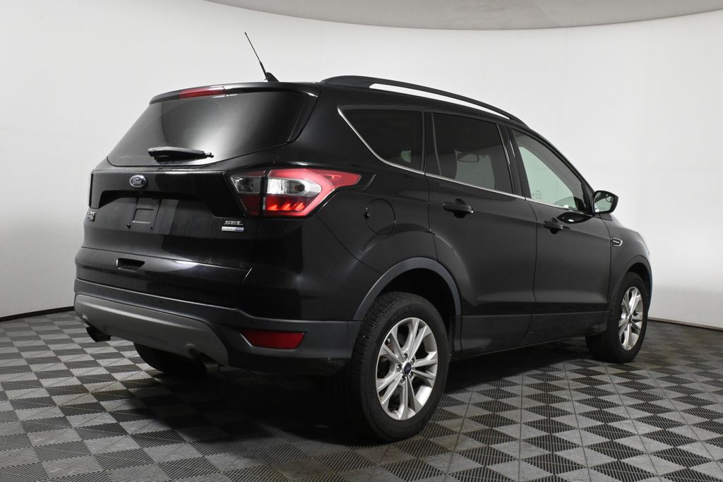 Thumbnail: 2018 Ford Escape - 7