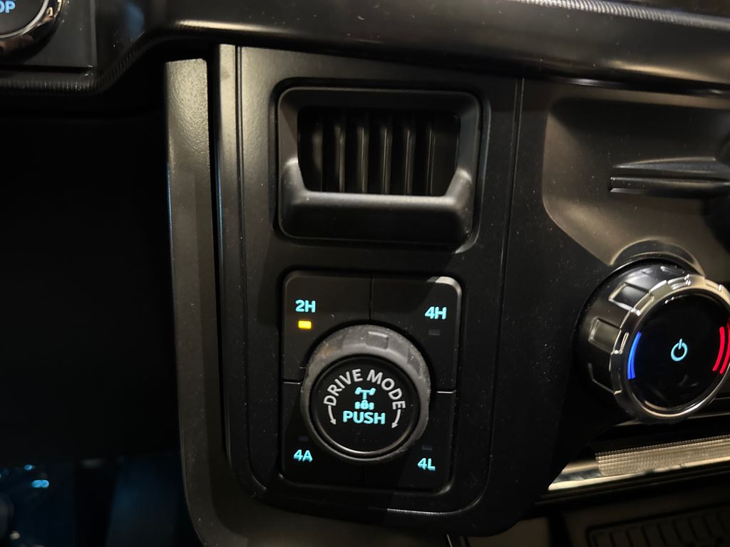 New 2026 Black Ford Lariat image 31