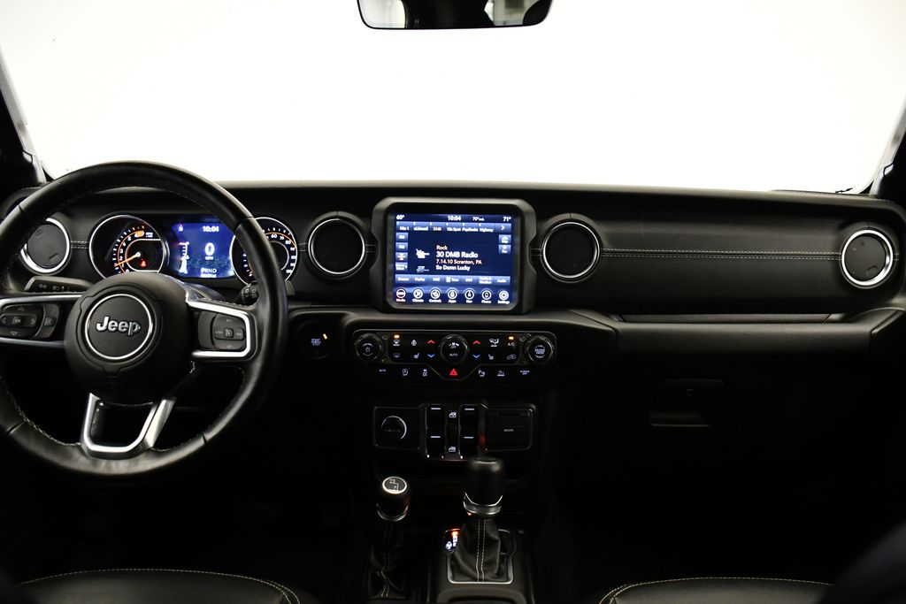 2021 Jeep Wrangler Unlimited Sahara 15
