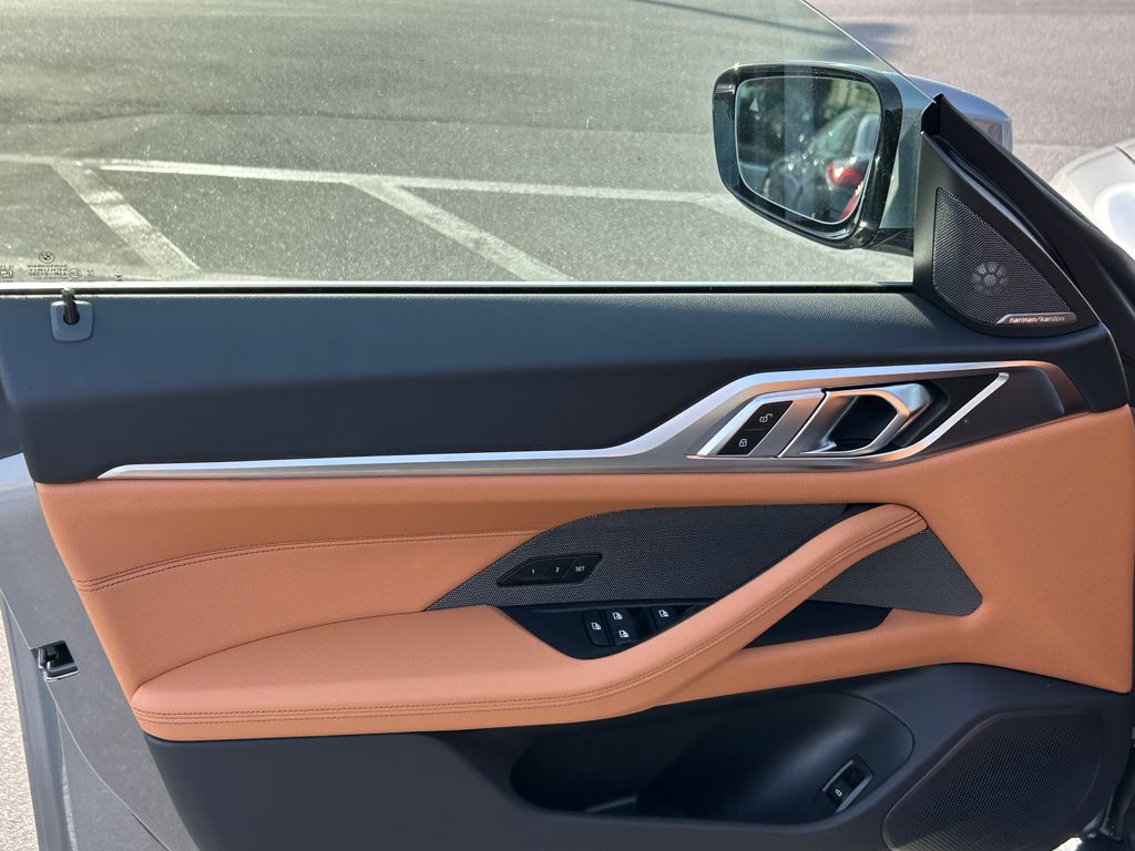 Thumbnail: 2026 BMW i4 - 11