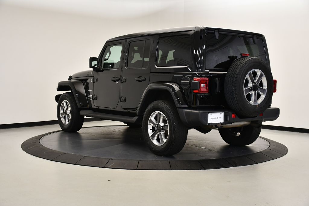 2021 Jeep Wrangler Unlimited Sahara 3