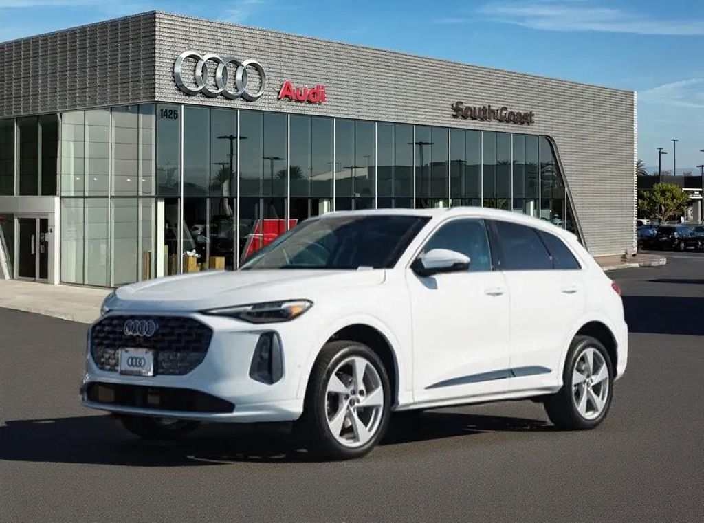 Thumbnail: 2025 Audi Q5 - 1