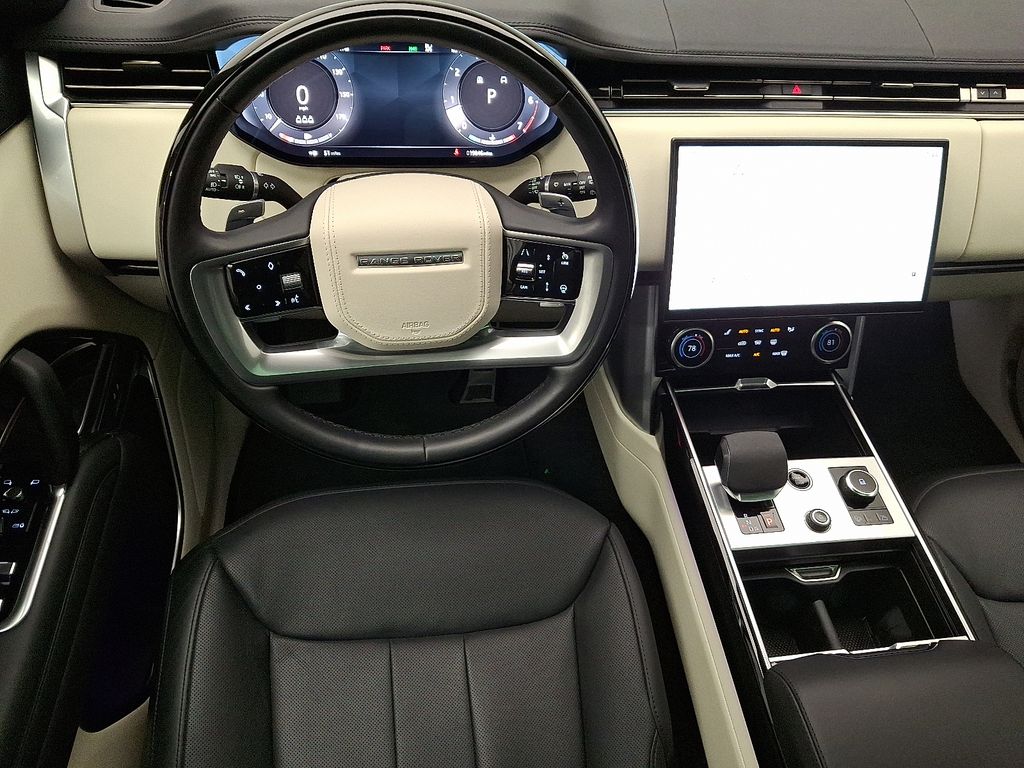 2023 Land Rover Range Rover SE 12