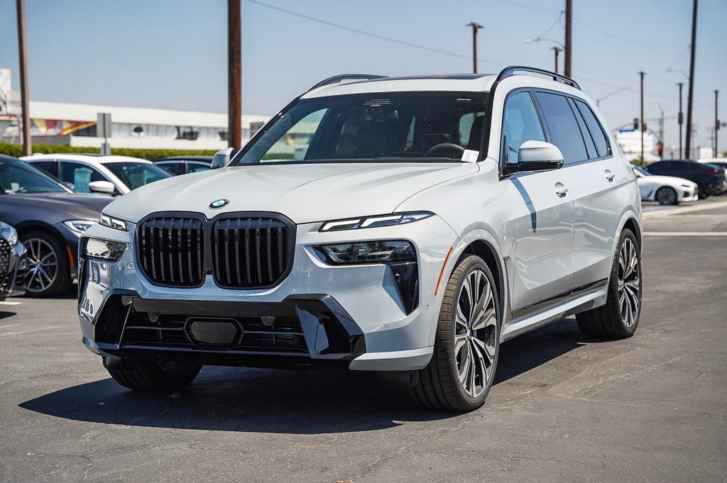 2025 BMW X7 xDrive40i 3