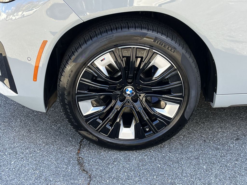 Thumbnail: 2025 BMW X3 - 10