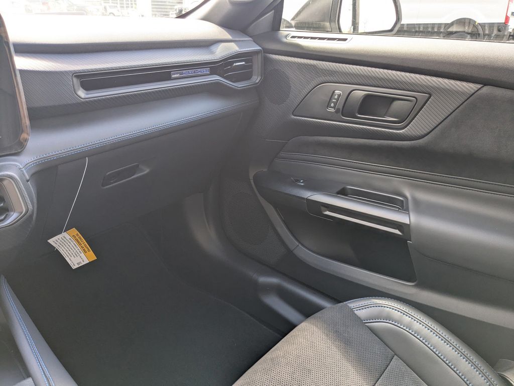 2025 Ford Mustang Dark Horse Fastback