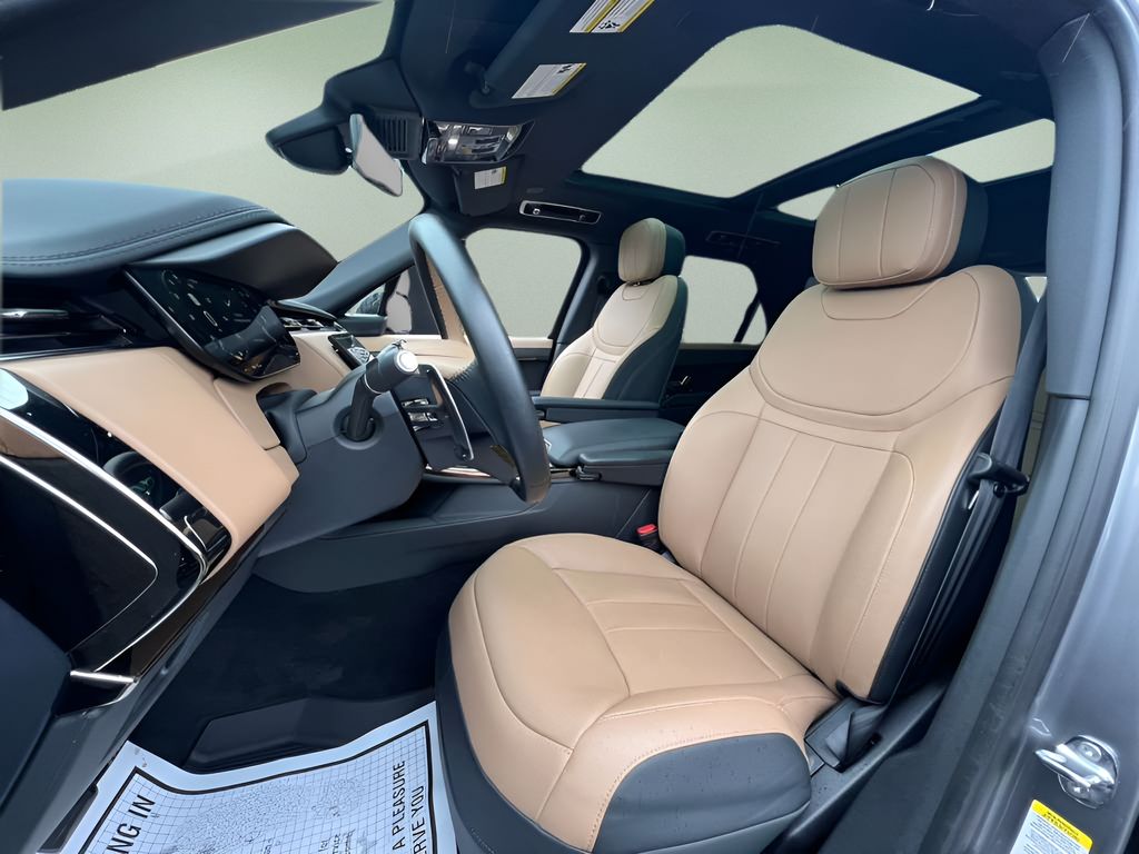 Used 2025 Land rover Range Rover Sport SUV