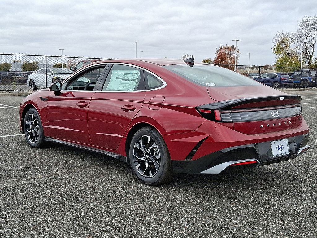 Thumbnail: 2025 Hyundai Sonata - 4