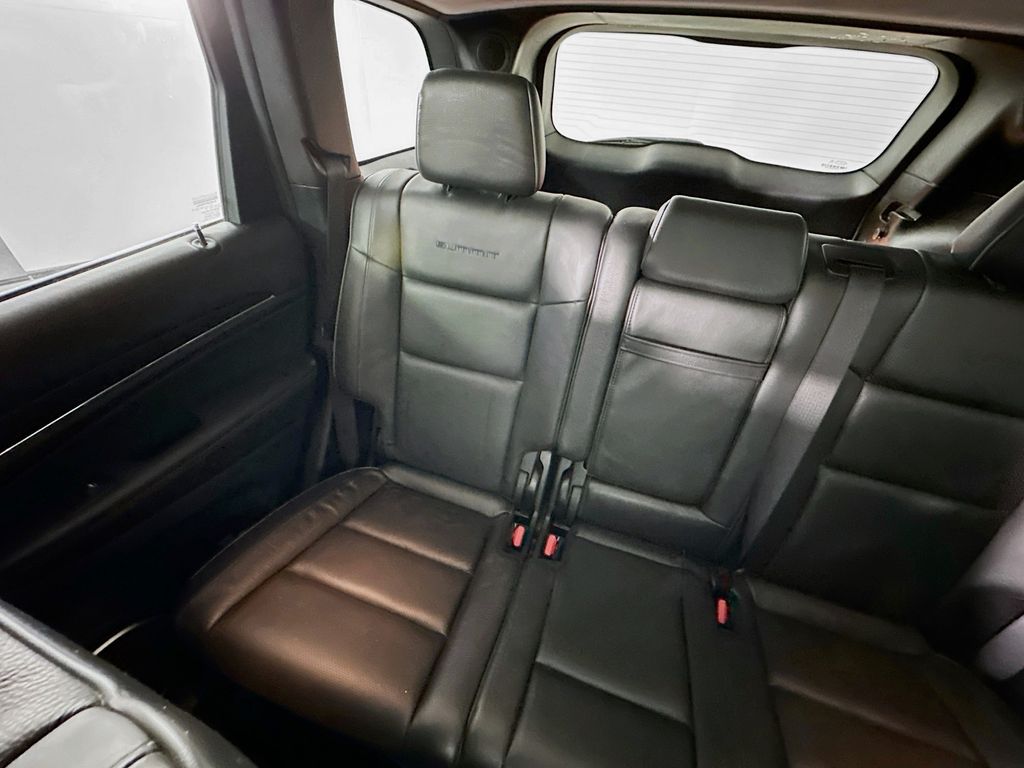 JeepGrand Cherokee12
