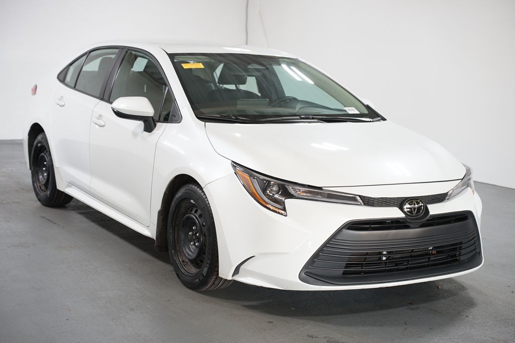 Thumbnail: 2025 Toyota Corolla - 3