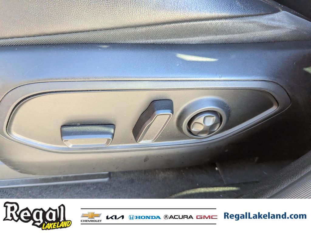 used 2022 Jeep Grand Cherokee car, priced at $27,692