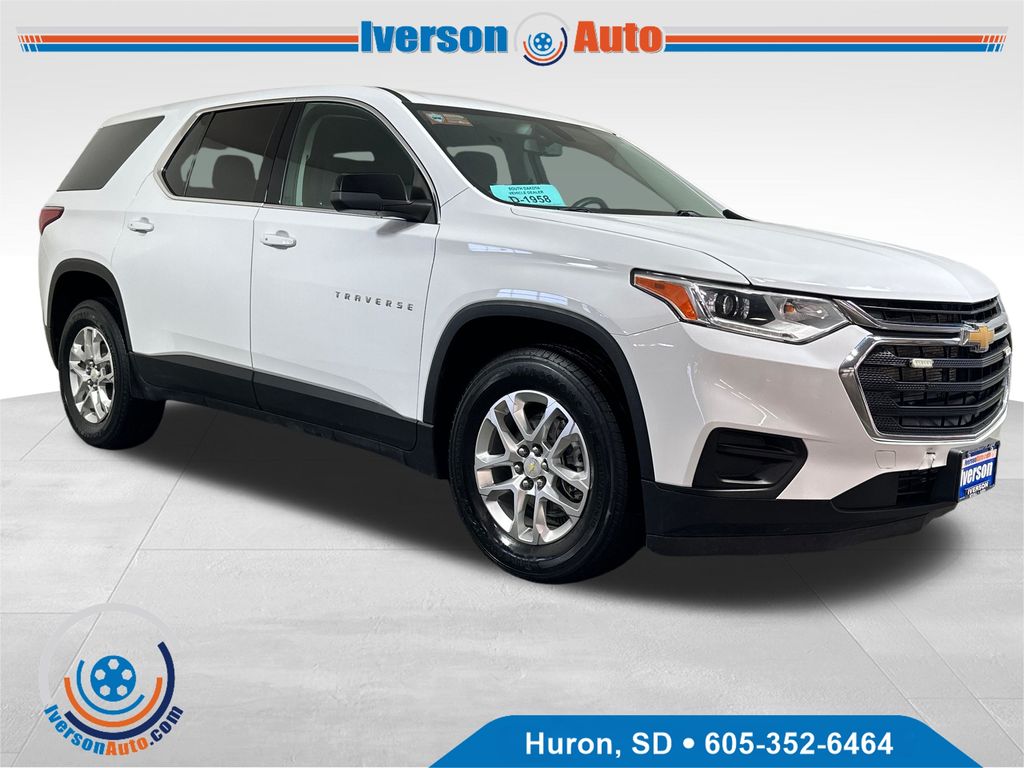 2021 Chevrolet Traverse LS AWD