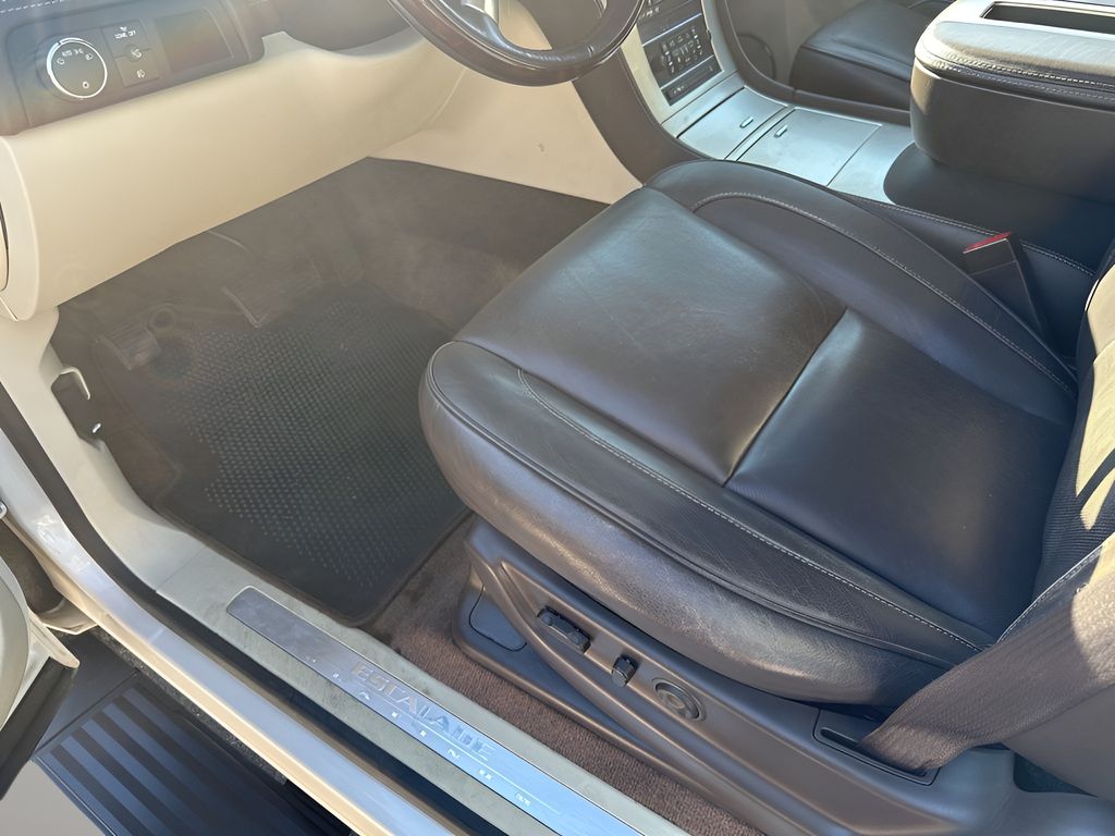 Used Car 2013 Cadillac Escalade  Platinum Edition For Sale Under $20,000 In Austin, Texas