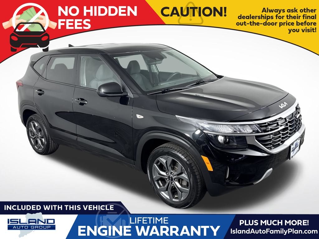 Fusion Black 2024 Kia Seltos LX AWD SUV / Crossover All-Wheel Drive Continuously Variable Transmission