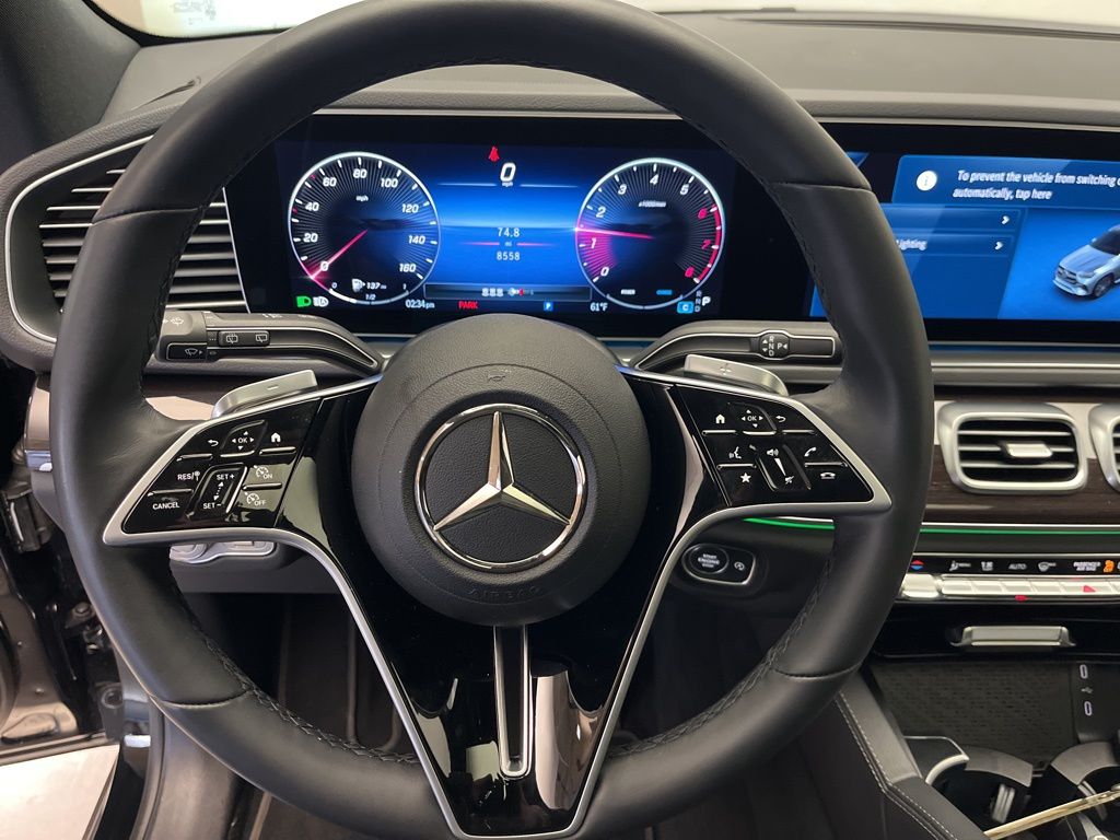 Thumbnail: 2025 Mercedes-Benz GLE - 14