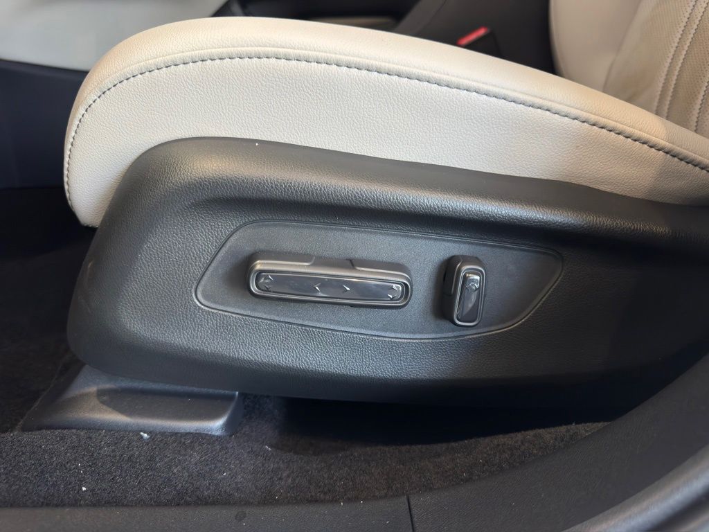 2027 Honda HR-V EX-L White at Community Honda