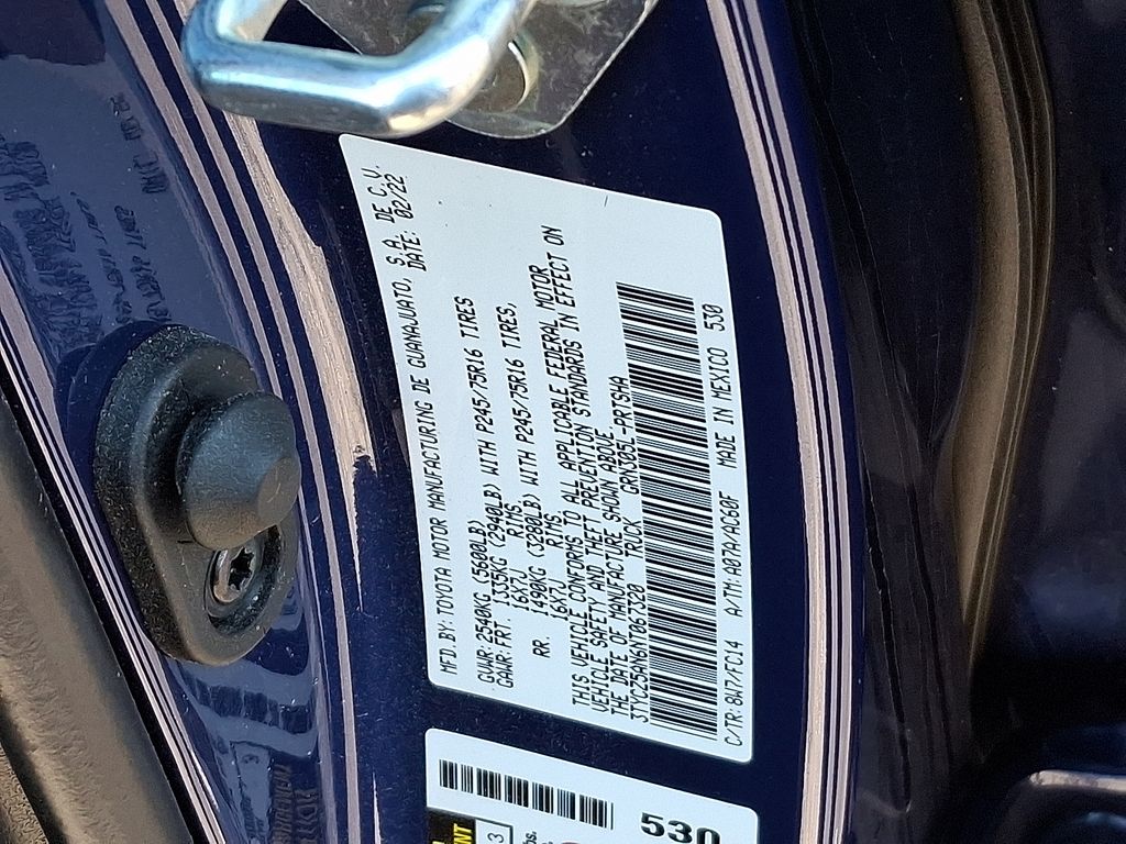 Thumbnail: 2022 Toyota Tacoma - 27