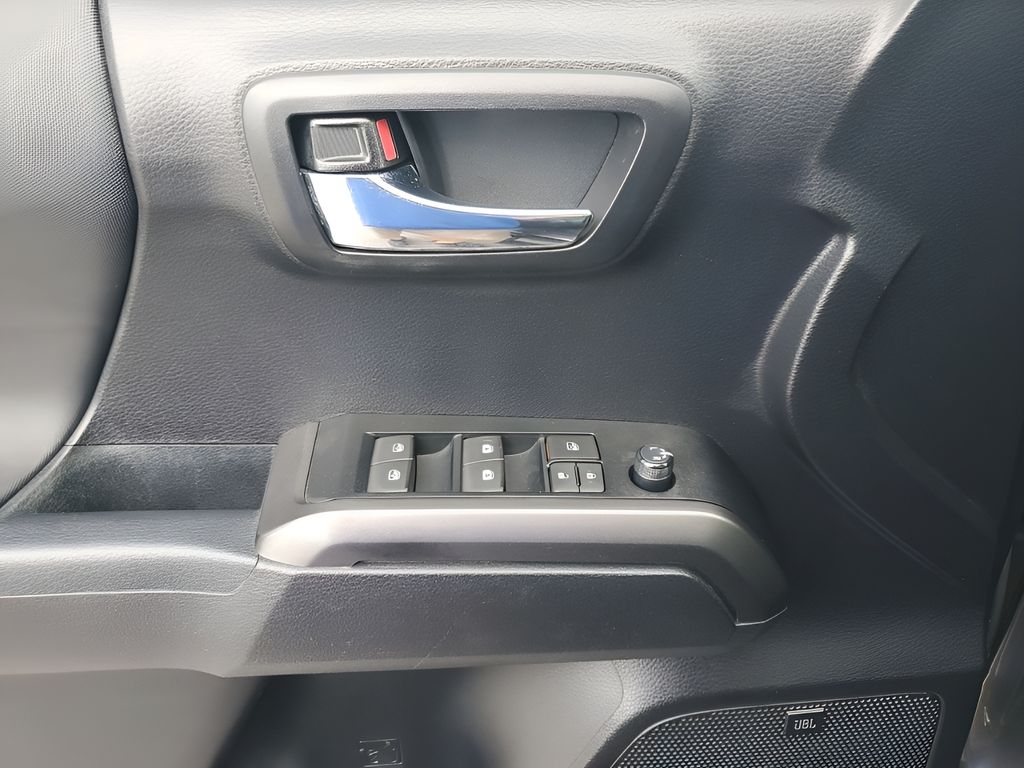 Used Car 2019 Toyota Tacoma  Trd Sport For Sale Under $40,000 In Austin, Texas