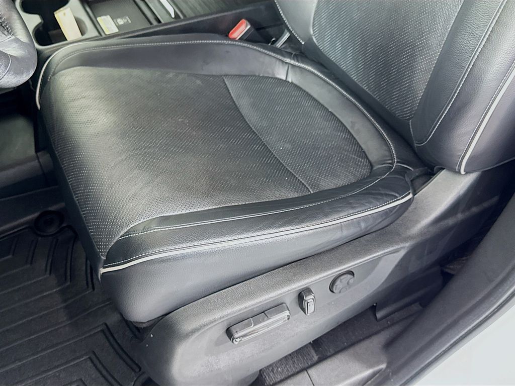Used Car 2023 Honda Odyssey  Elite For Sale Under $40,000 In Austin, Texas