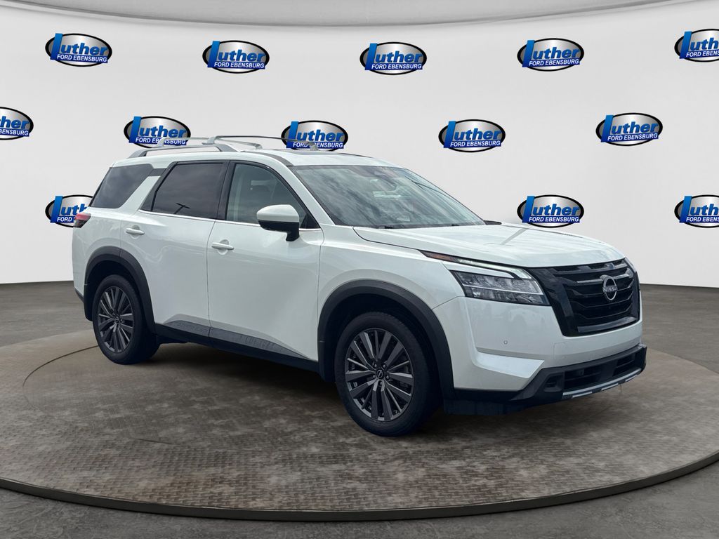 2024 Nissan Pathfinder SL White at Bob Ruth Ford