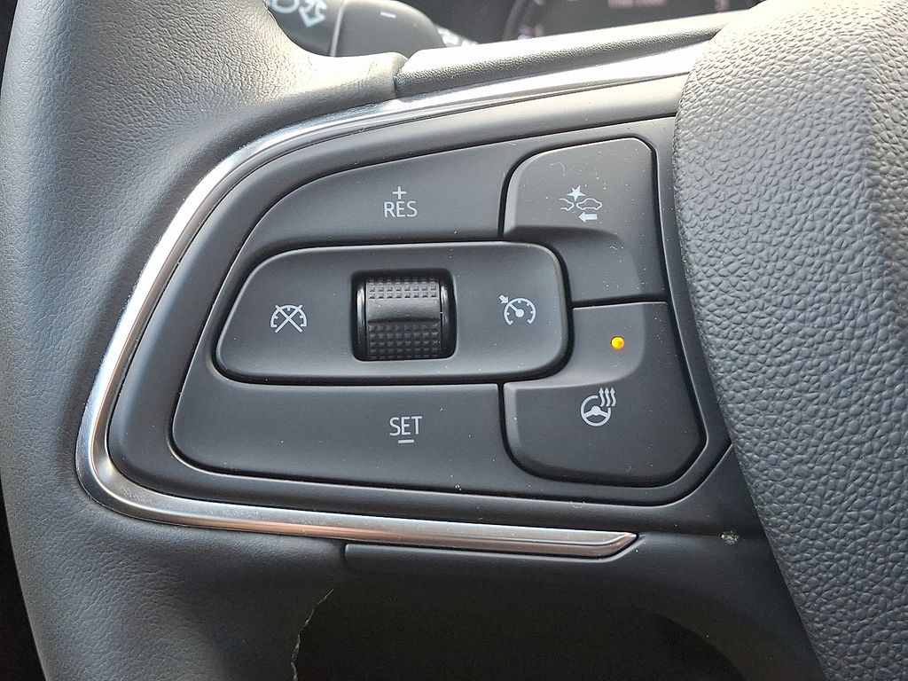 2023 Buick Envision Essence 21