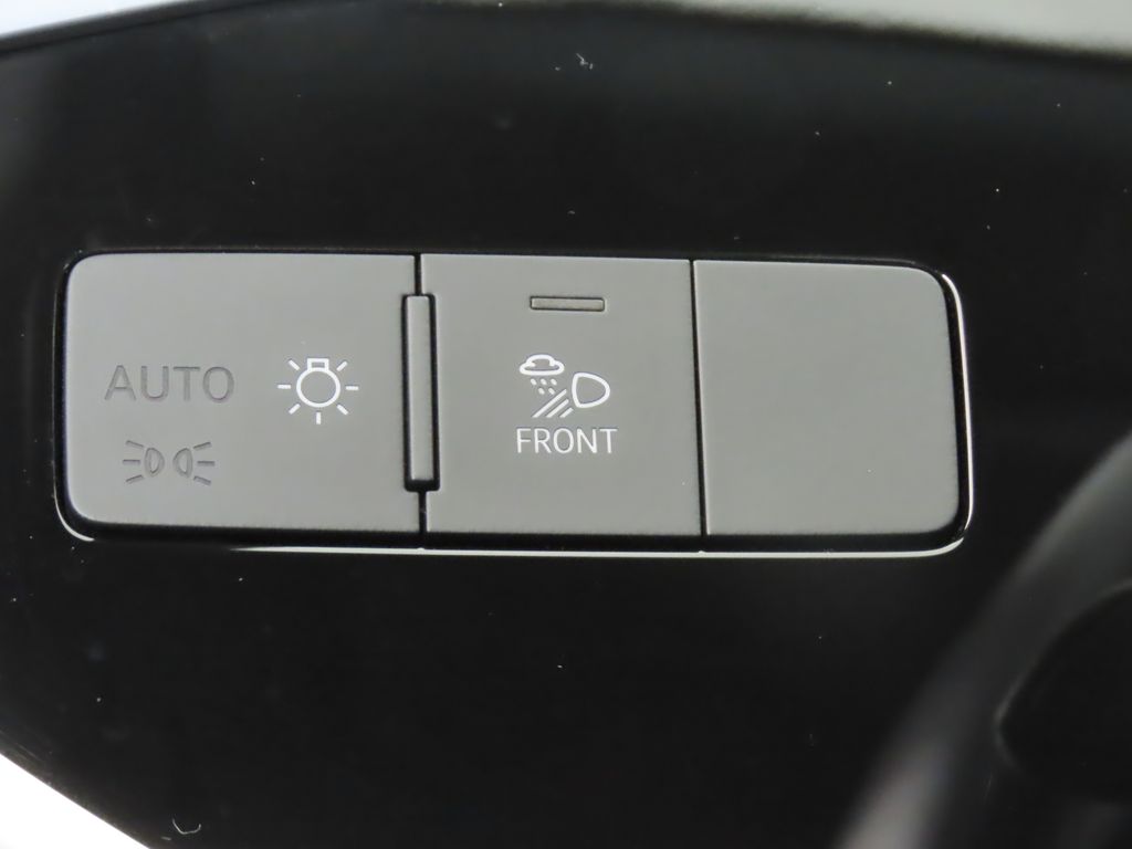 Thumbnail: 2022 Audi Q3 - 19