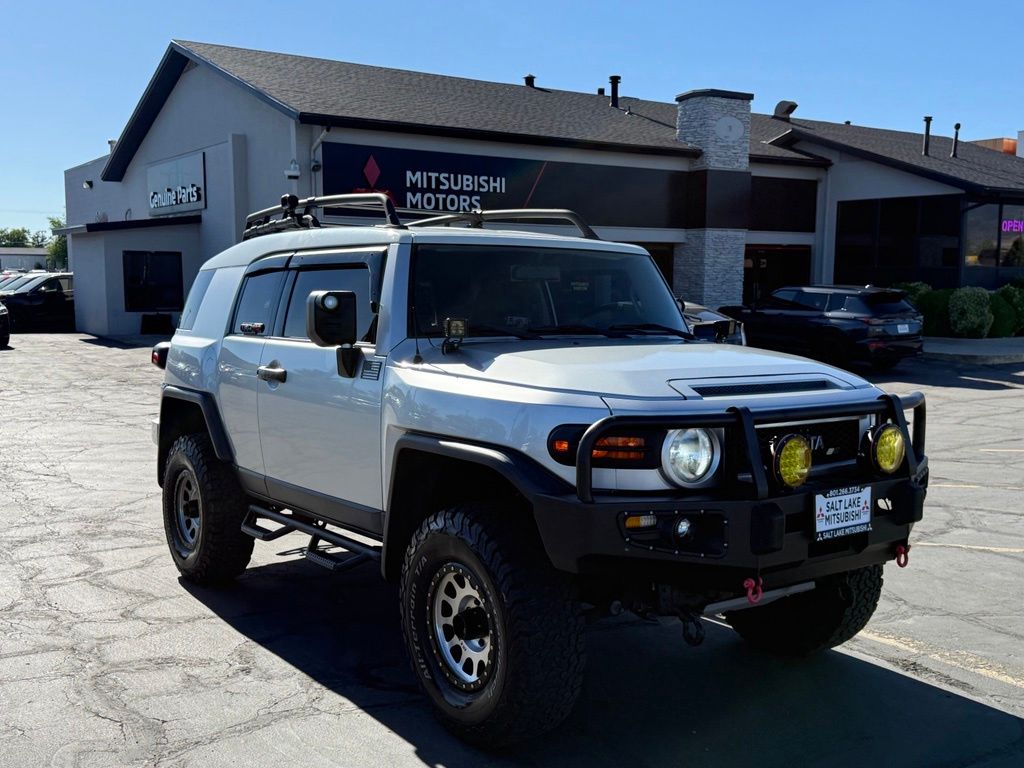 Silver 2008 Toyota FJ Cruiser SUV / Crossover 4X2 5-Speed Automatic