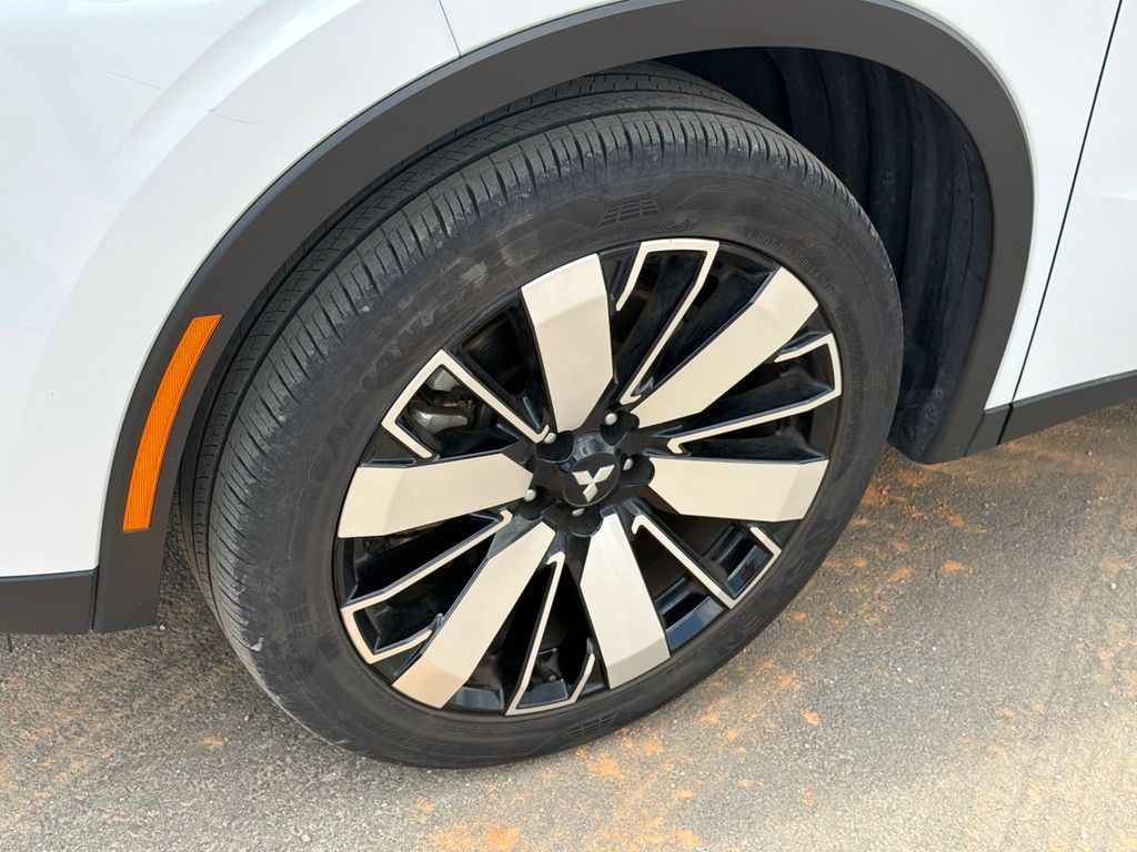 Used 2025 White Mitsubishi SE image 11