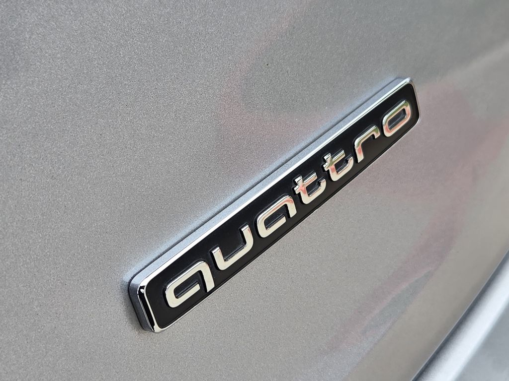 used 2025 Audi Q5 e car, priced at $41,191