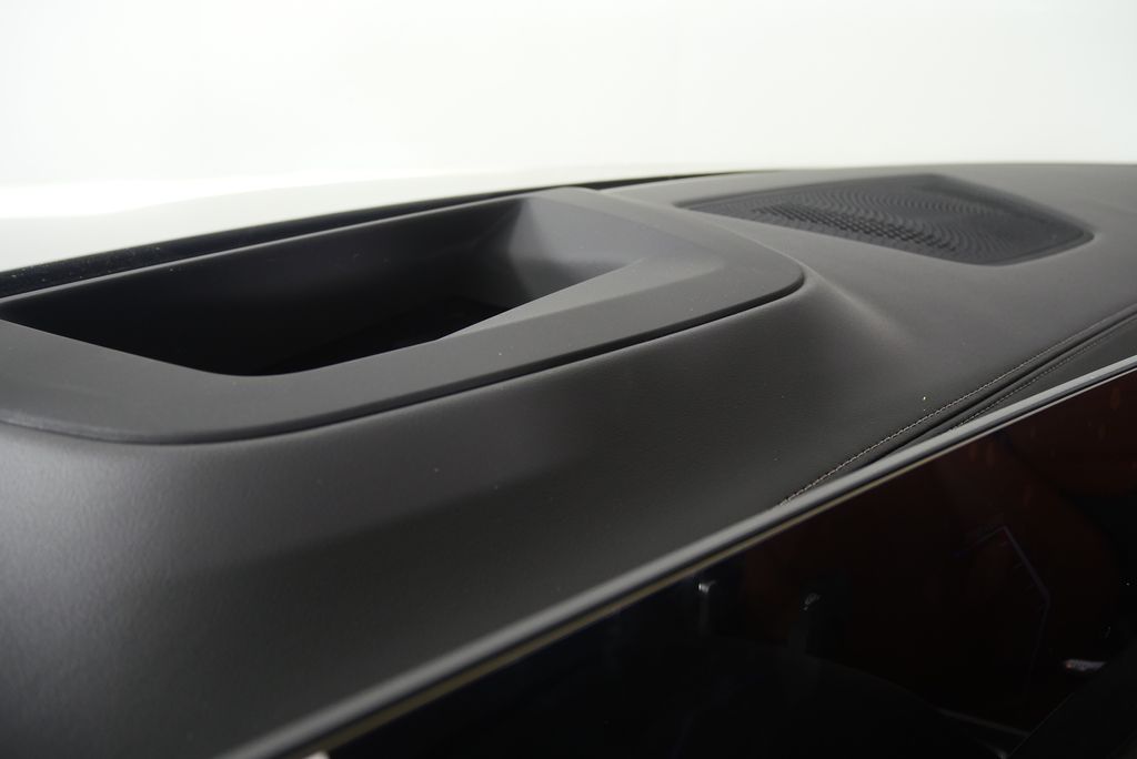 Thumbnail: 2026 BMW X5 - 19