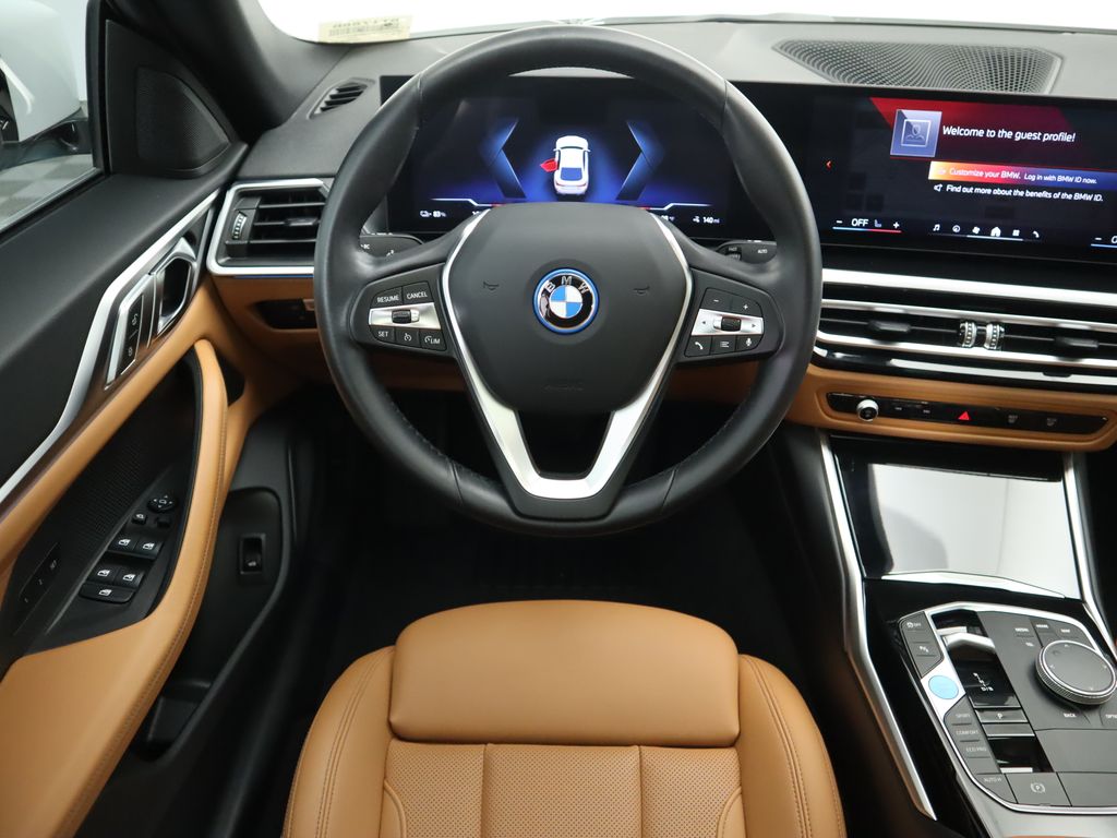 2024 BMW i4 eDrive35 10