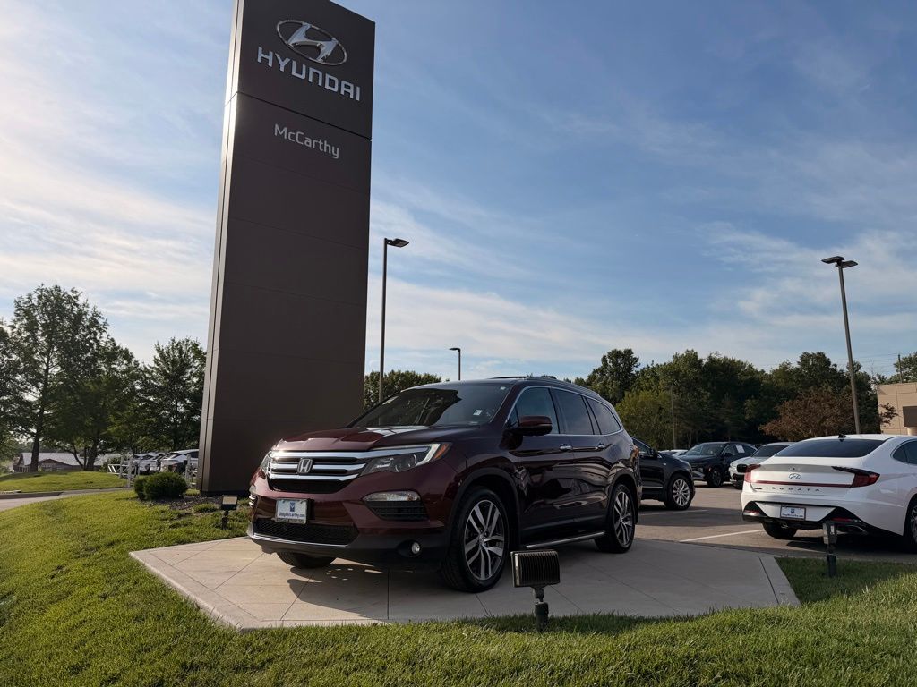 Red (Deep Scarlet Pearl) 2018 Honda Pilot Elite AWD SUV / Crossover All-Wheel Drive 9-Speed Automatic