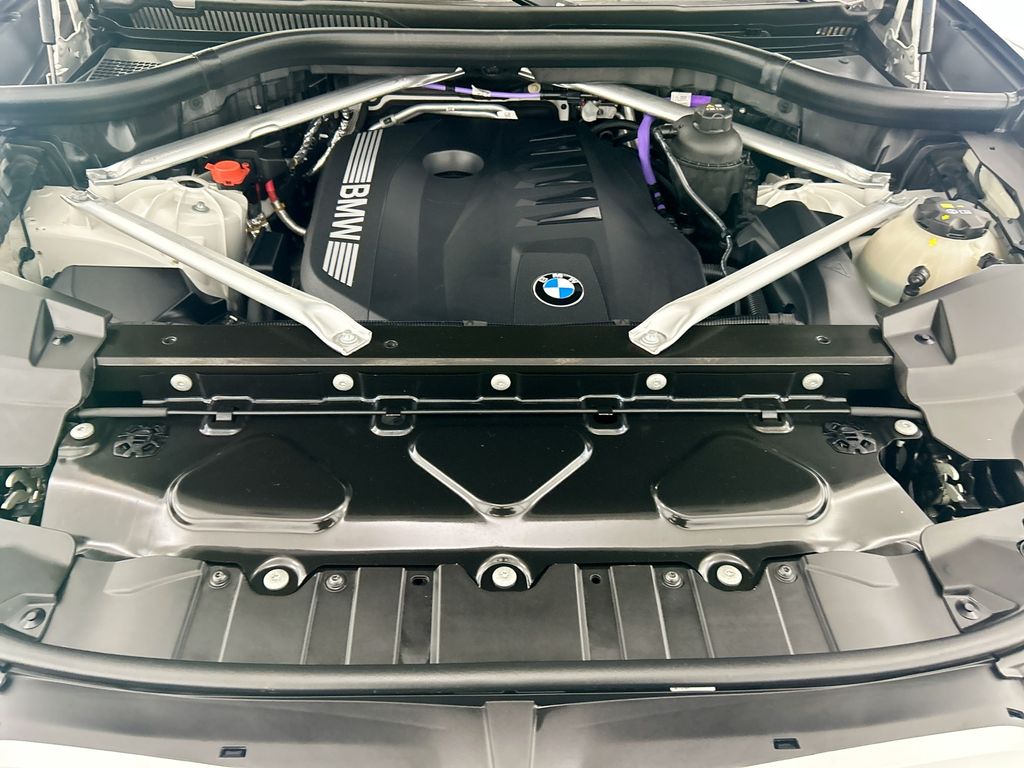Thumbnail: 2024 BMW X5 - 28