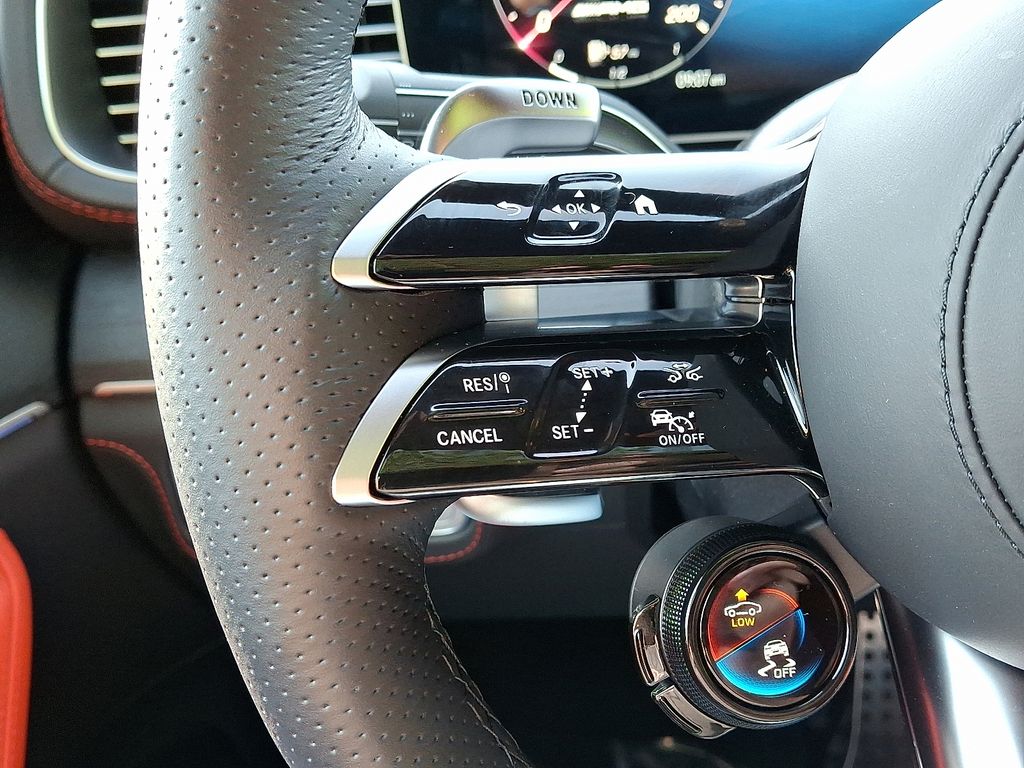 2025 Mercedes-Benz GLE 63 AMG 22